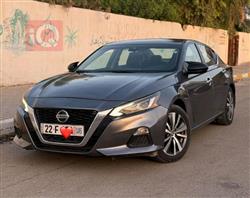 نيسان ألتيما